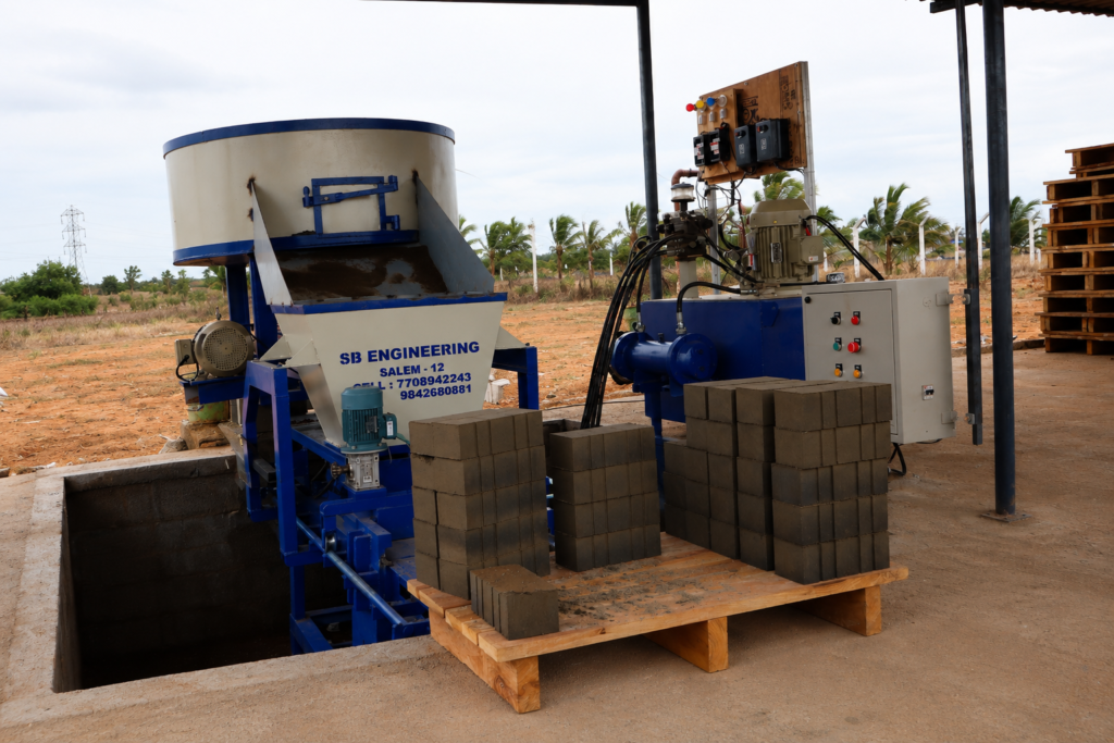 4 Cavity Fly Ash Brick Machine Fully Automatic Manufacturer in Salem - SB Engineering