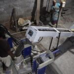 Interlock Brick Machine Manual With Screw Conveyor- SB Engineering Salem